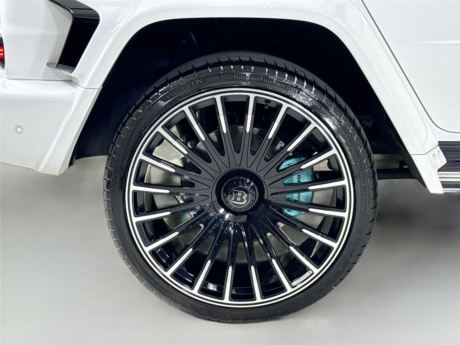 2024 Mercedes Benz G AMG 63 photo 32