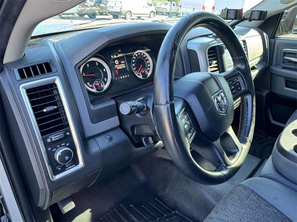 2015 Ram 1500 Big Horn photo 2