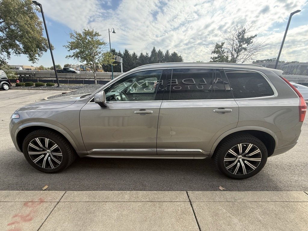 2022 Volvo XC90 T6 Inscription photo 3