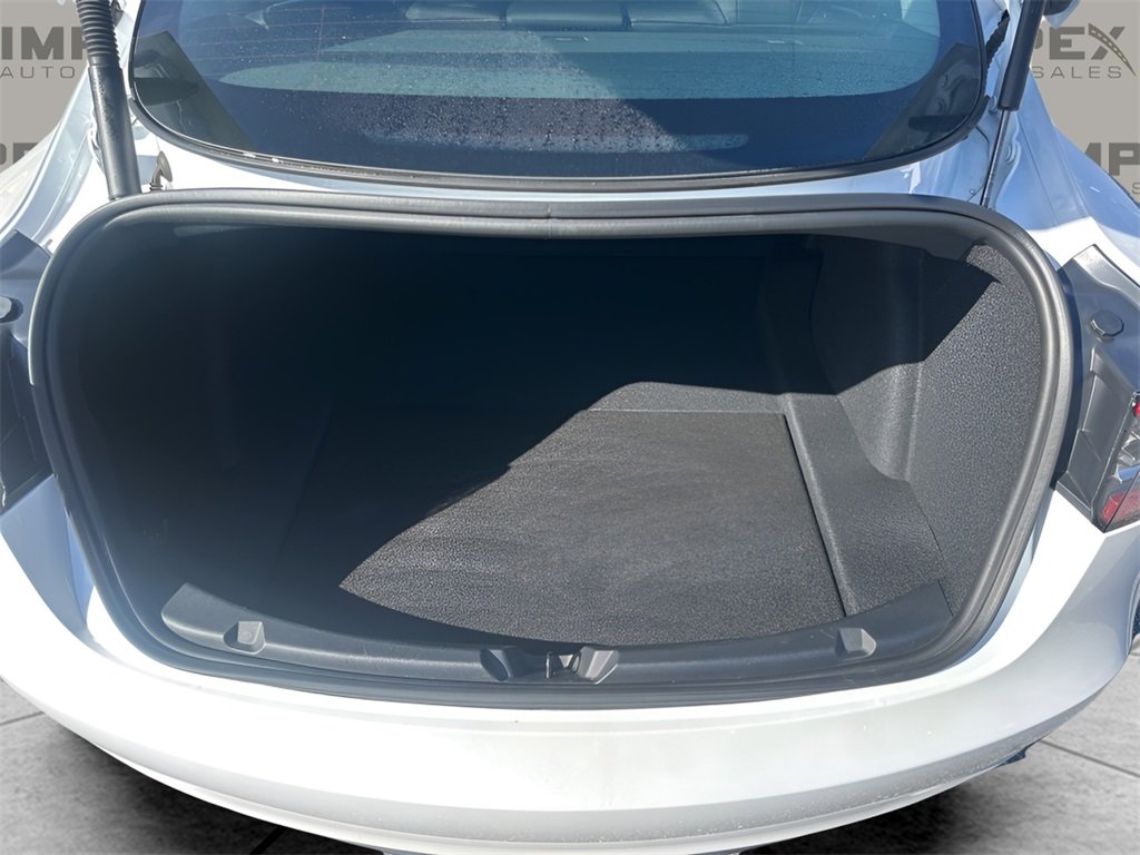 2023 Tesla Model 3 photo 24