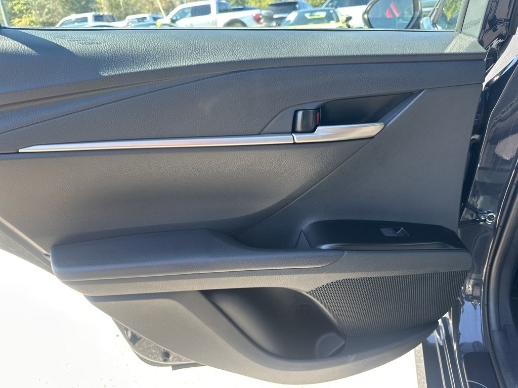 2025 Toyota Camry LE photo 23
