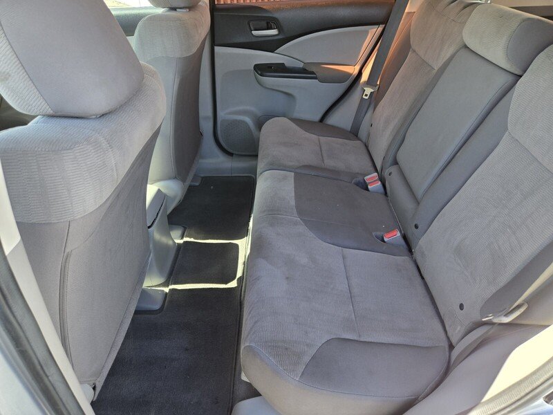 2013 Honda CR-V LX photo 7