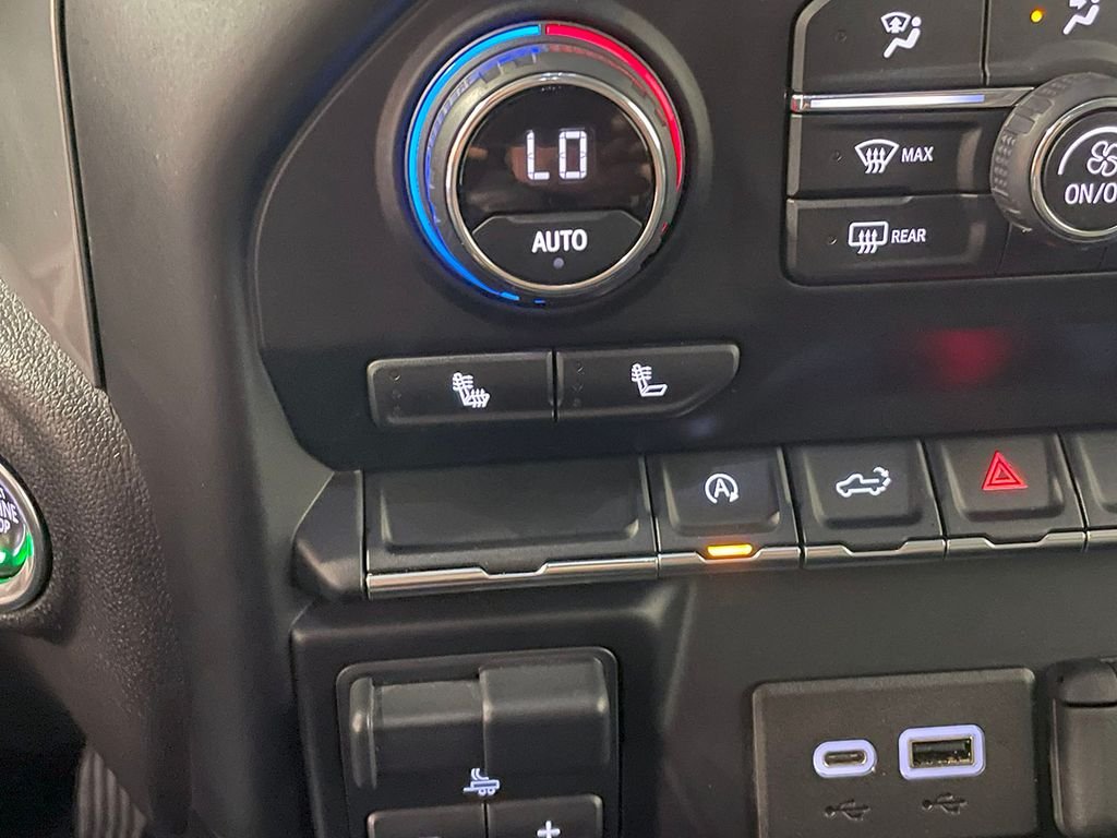 2021 Chevrolet Silverado 1500 RST photo 27