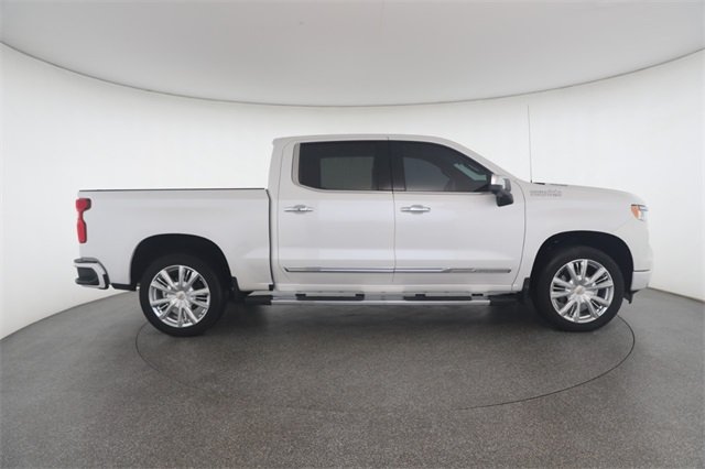 2023 Chevrolet Silverado 1500 High Country photo 19