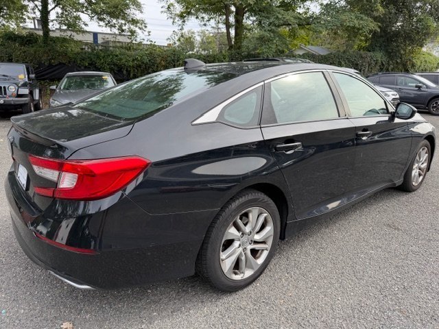 2019 Honda Accord LX photo 4