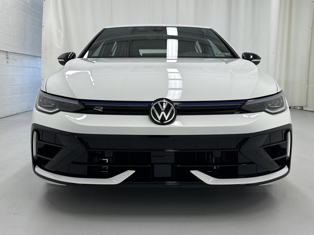 2025 Volkswagen Golf R 2.0 TSI photo 5