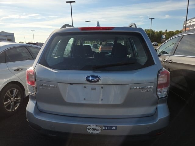 2017 Subaru Forester 2.5i photo 4