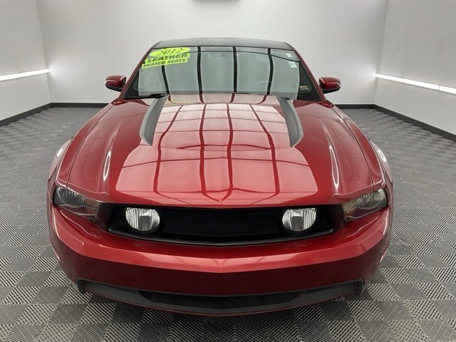 2012 Ford Mustang GT Premium photo 2