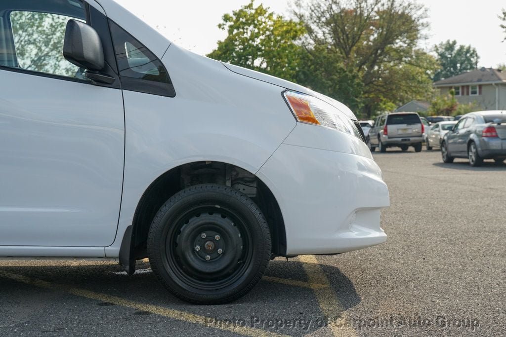 2021 Nissan NV200 S photo 11