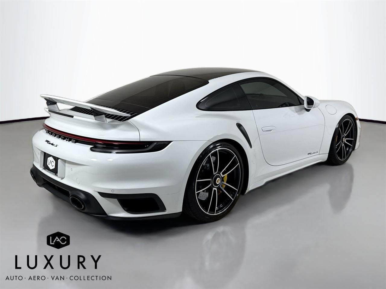 2021 Porsche 911 Turbo S photo 4