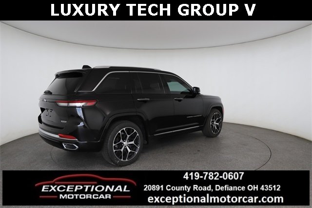 2023 Jeep Grand Cherokee Summit Reserve photo 16