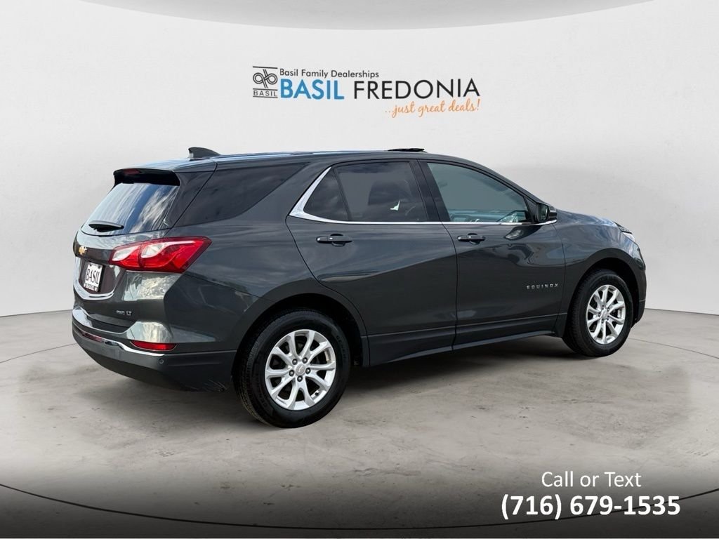 2018 Chevrolet Equinox LT photo 4