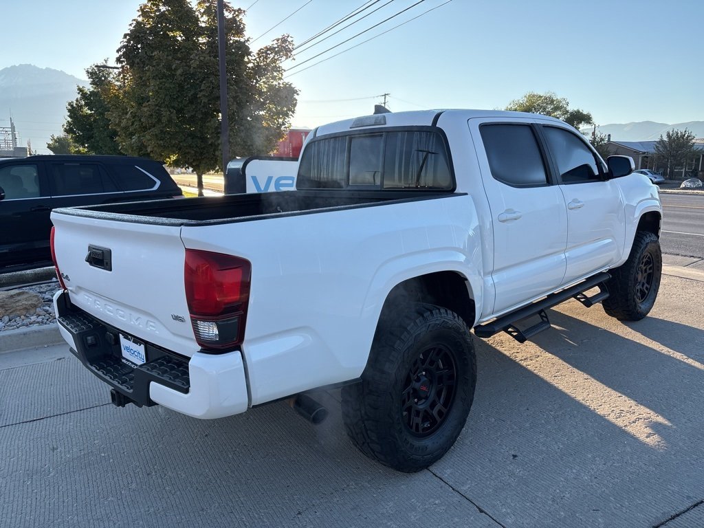 2019 Toyota Tacoma SR5 photo 3