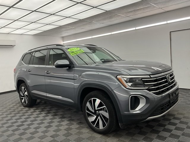 2024 Volkswagen Atlas SE Technology photo 3