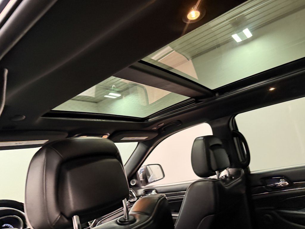 2020 Jeep Grand Cherokee Overland photo 44