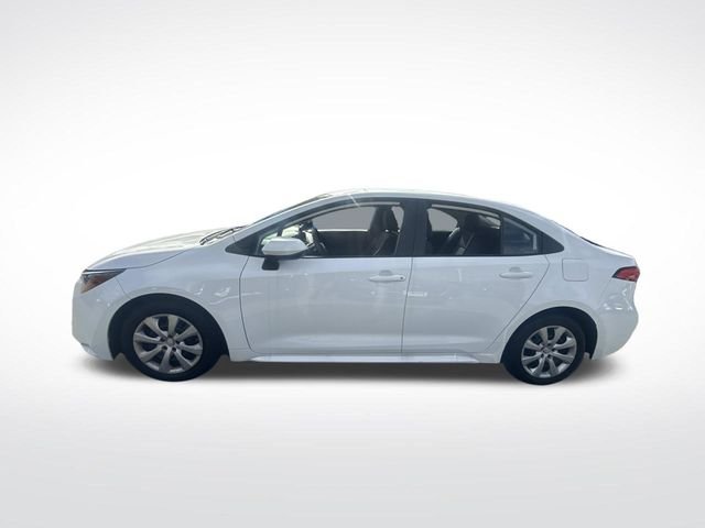 2023 Toyota Corolla LE photo 2