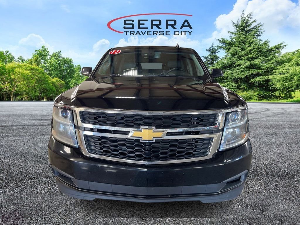 2017 Chevrolet Suburban LT photo 2