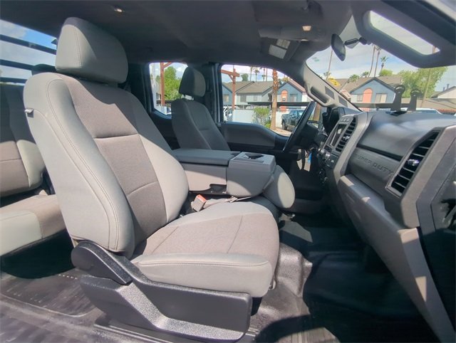 2019 Ford F-350 photo 22