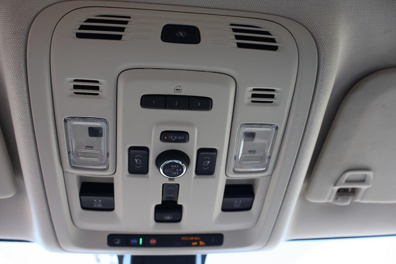 2021 Gmc Yukon Denali photo 16