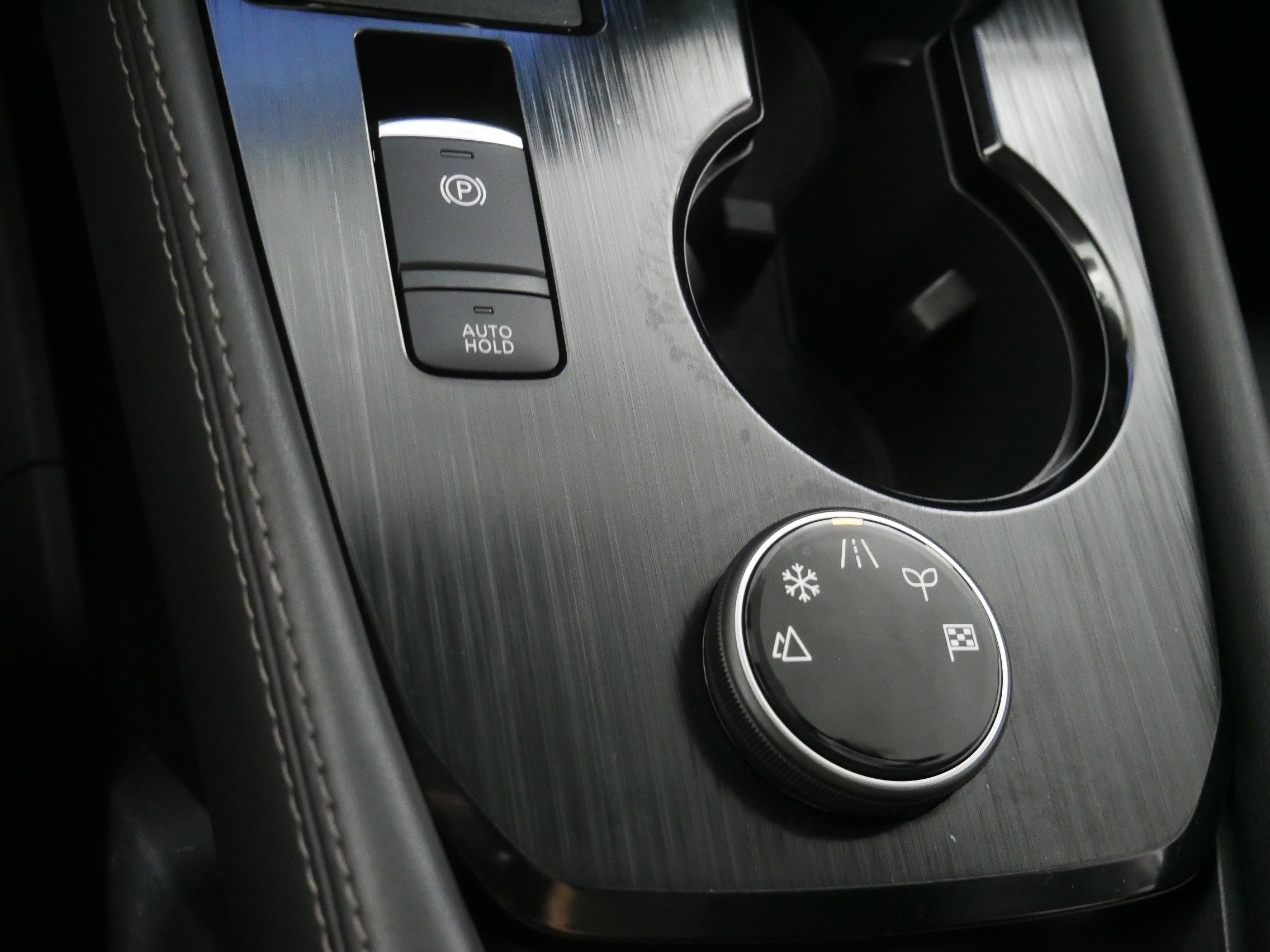 2023 Nissan Rogue SL photo 26