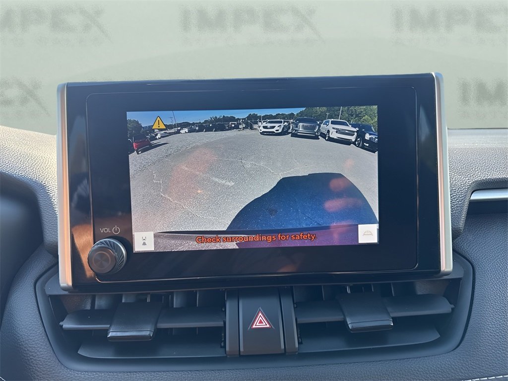 2023 Toyota RAV4 LE photo 19