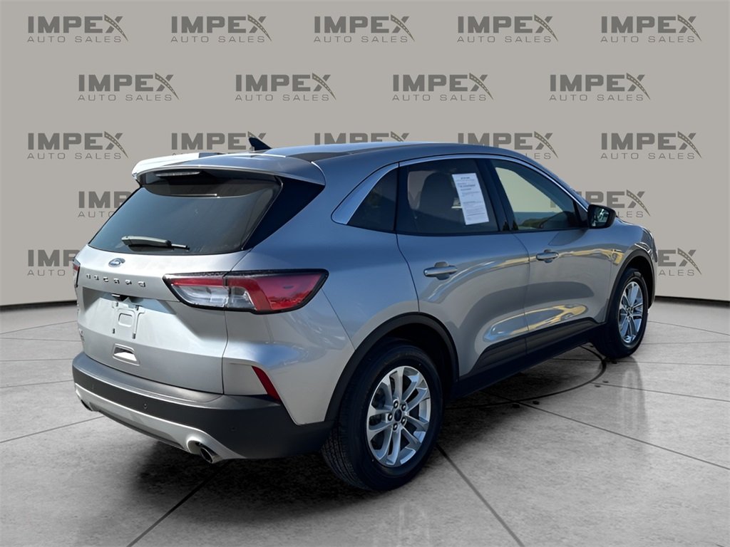 2022 Ford Escape SE photo 5