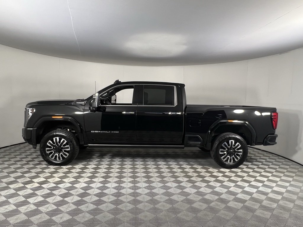 2024 Gmc Sierra HD Denali Ultimate photo 3
