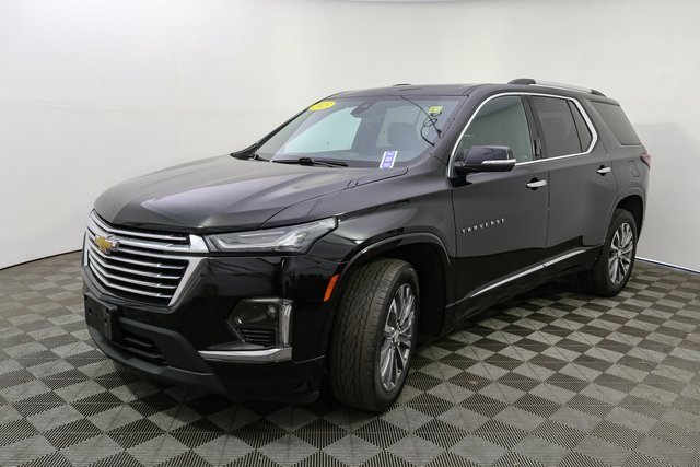 2023 Chevrolet Traverse Premier photo 3