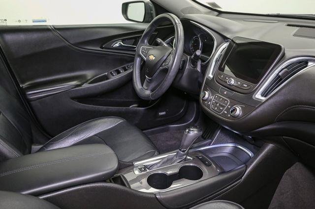2018 Chevrolet Malibu Hybrid Base photo 18