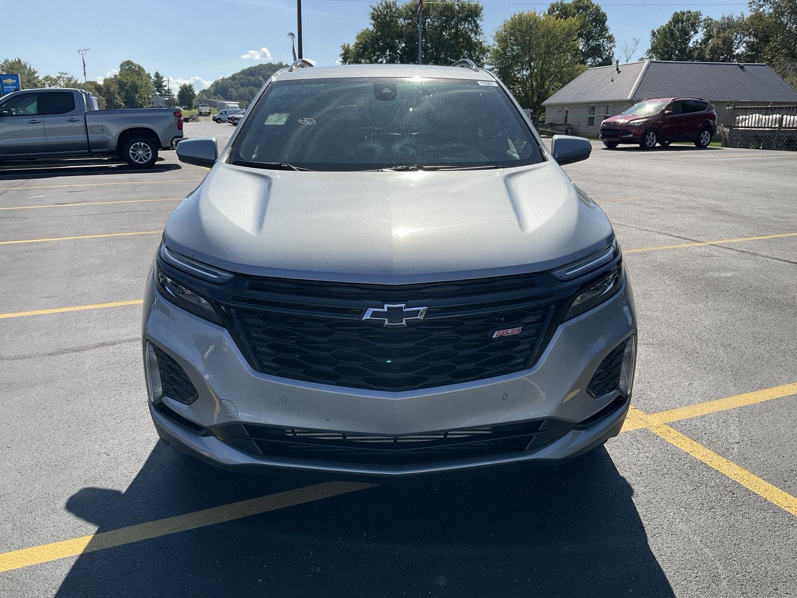 2024 Chevrolet Equinox RS photo 2
