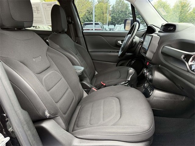 2017 Jeep Renegade Latitude North Edition photo 15
