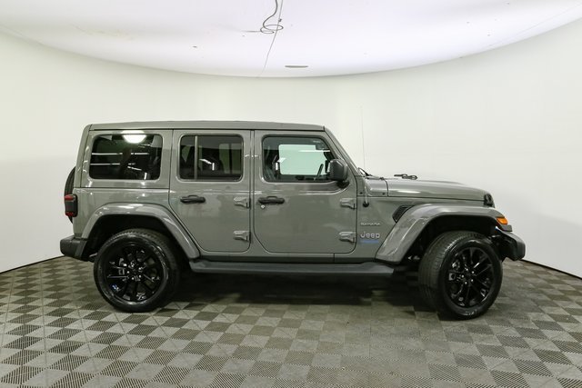 2022 Jeep Wrangler Unlimited Sahara 4xe photo 13