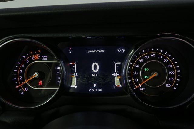 2023 Jeep Wrangler Altitude photo 28