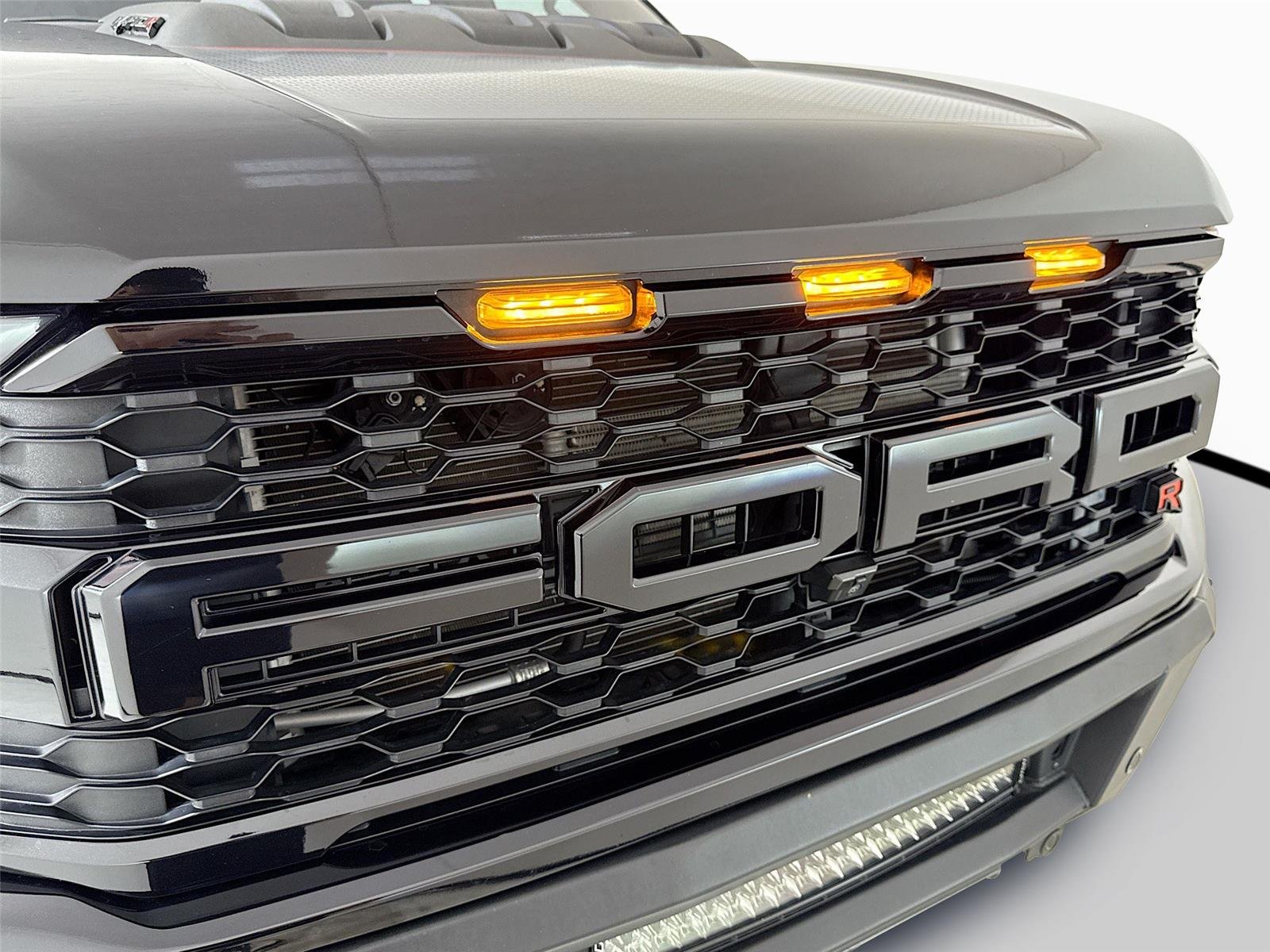 2023 Ford F-150 Raptor photo 34
