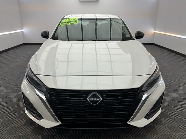 2024 Nissan Altima 2.5 SV photo 2