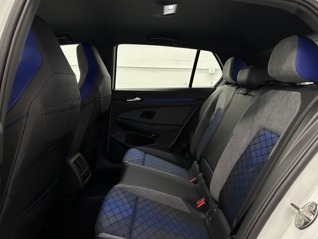 2025 Volkswagen Golf R 2.0 TSI photo 15