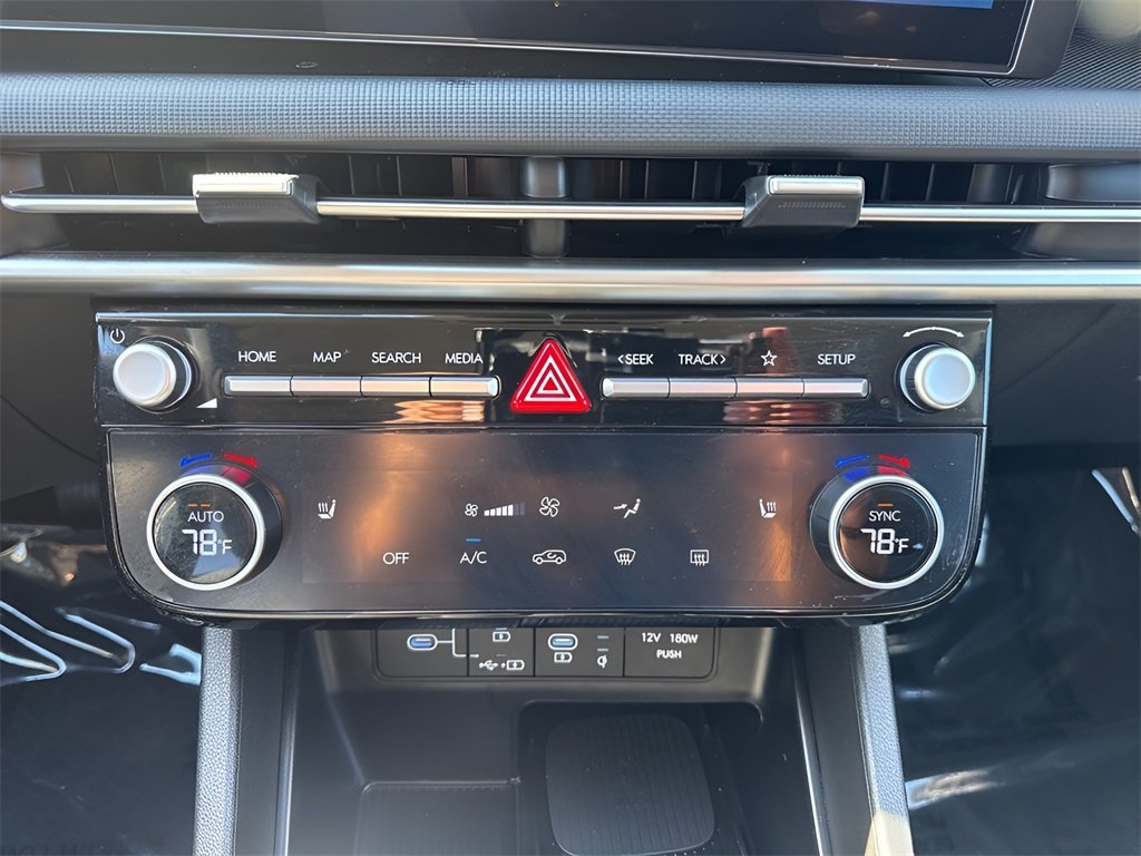 2025 Hyundai Tucson SEL photo 16