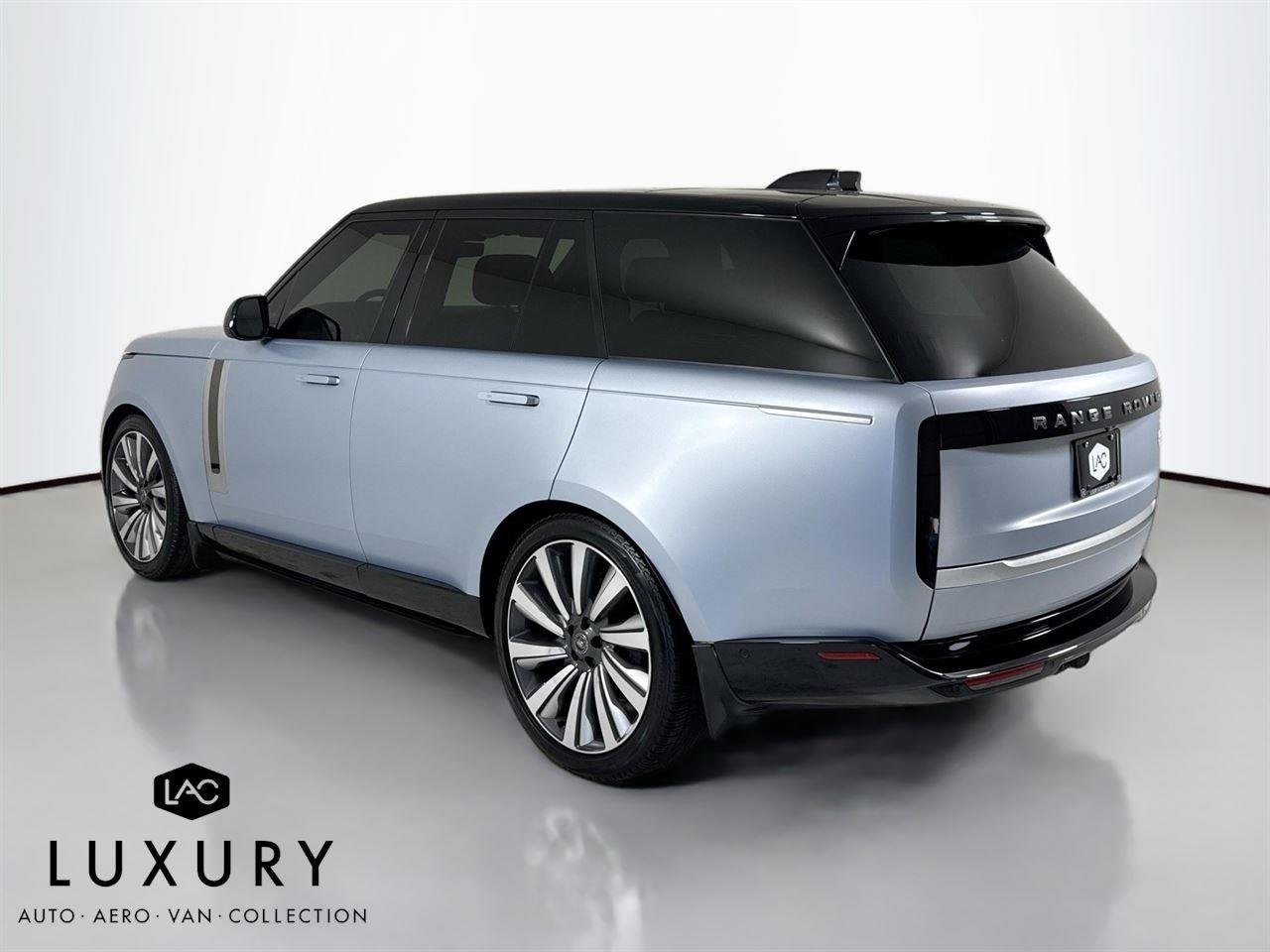 2023 Land Rover Range Rover SV photo 6
