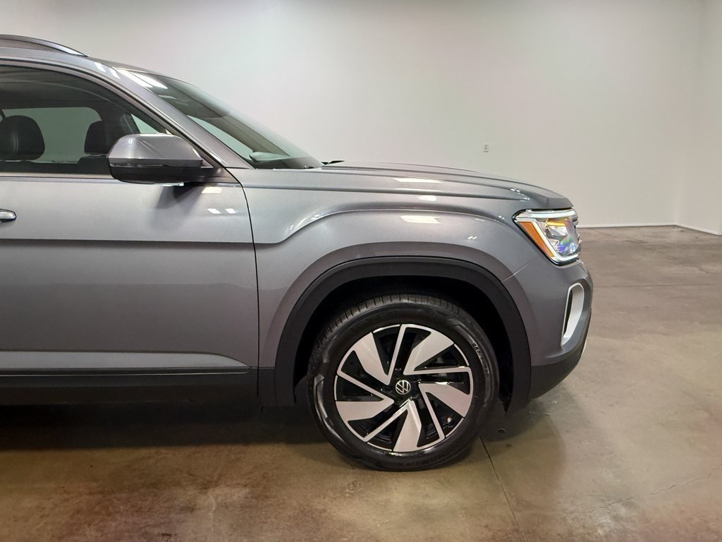 2025 Volkswagen Atlas SE Technology photo 25