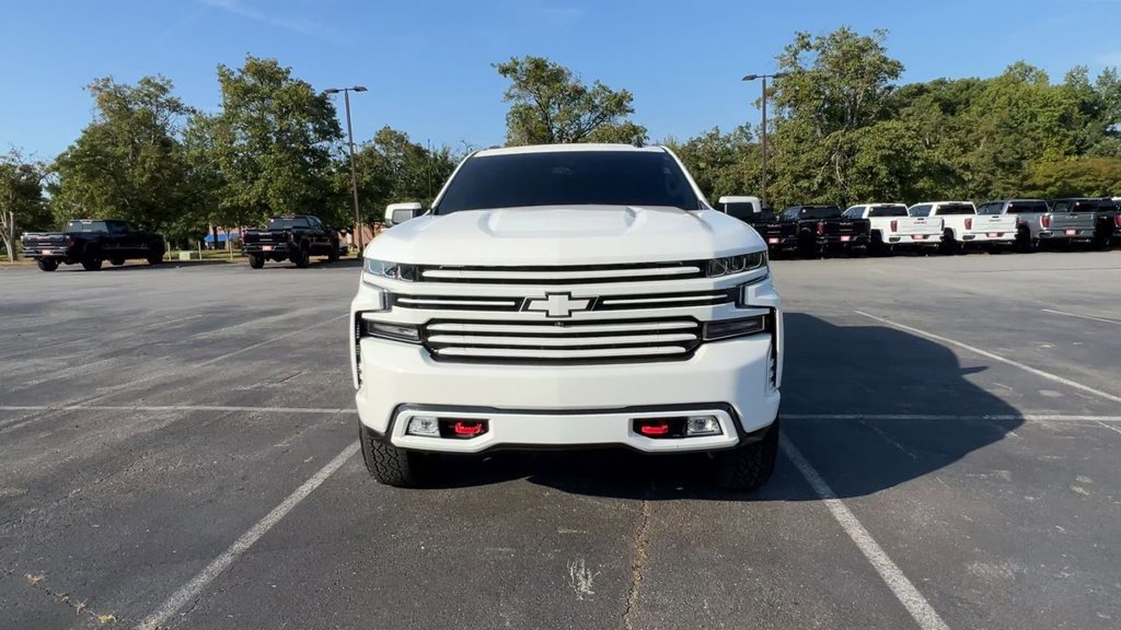 2020 Chevrolet Silverado 1500 RST photo 3