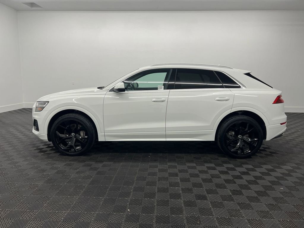 2019 Audi Q8 Premium photo 2