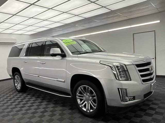 2016 Cadillac Escalade ESV Base photo 3
