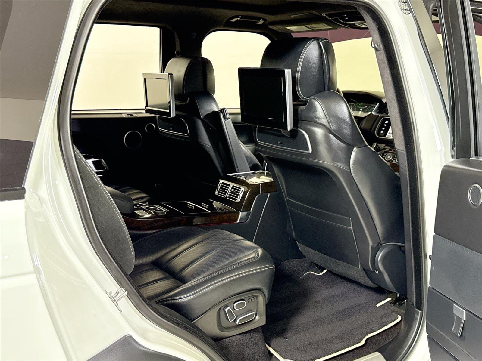 2015 Land Rover Range Rover Autobiography photo 22