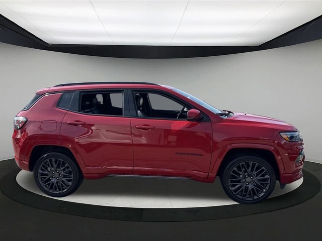 2022 Jeep Compass Limited photo 3