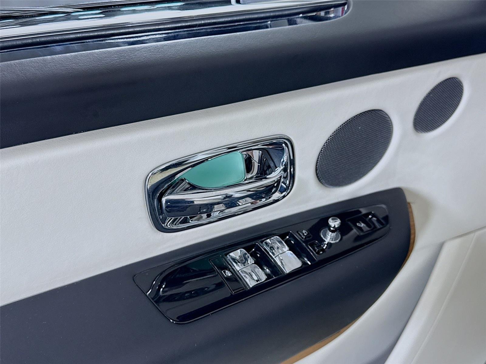 2021 Rolls Royce Cullinan RR31 photo 13