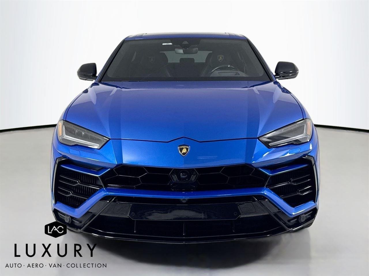 2022 Lamborghini Urus photo 9