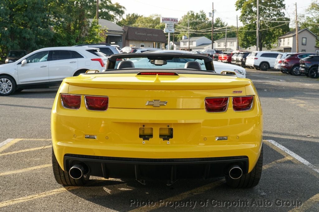 2011 Chevrolet Camaro 2SS photo 10
