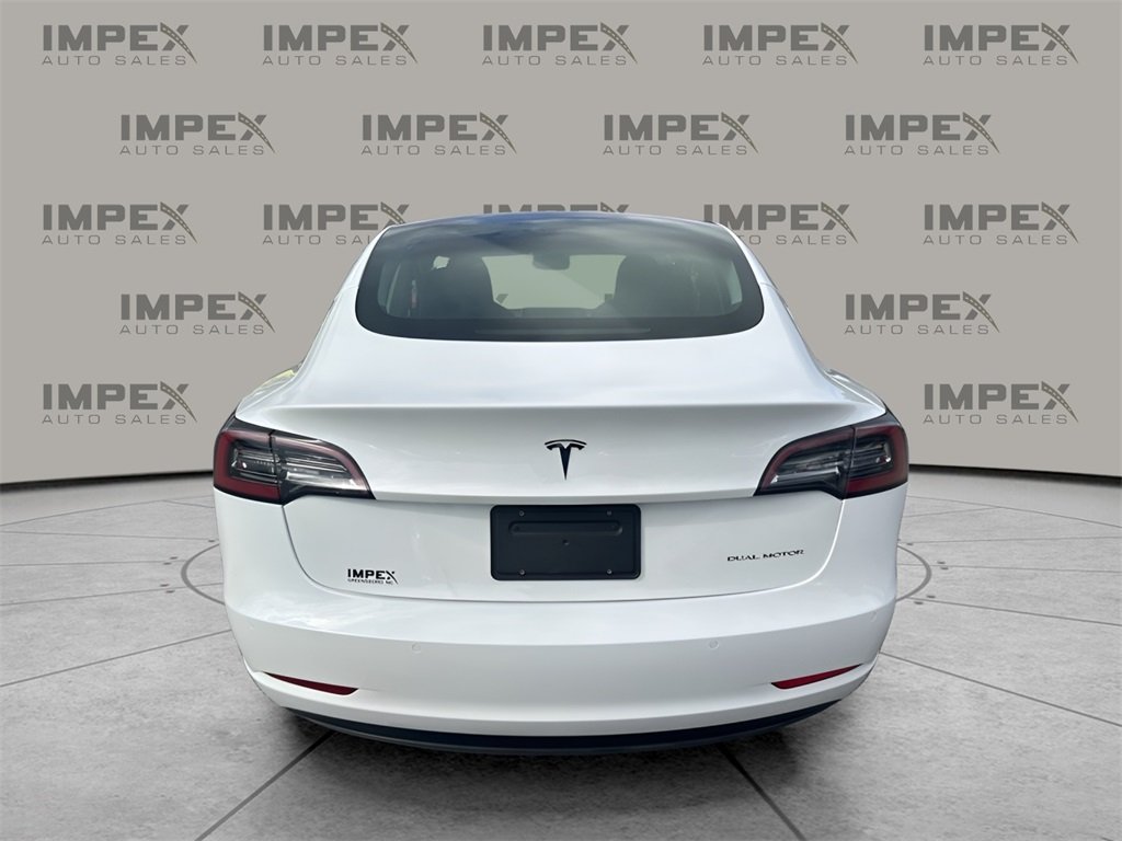 2022 Tesla Model 3 Long Range photo 4
