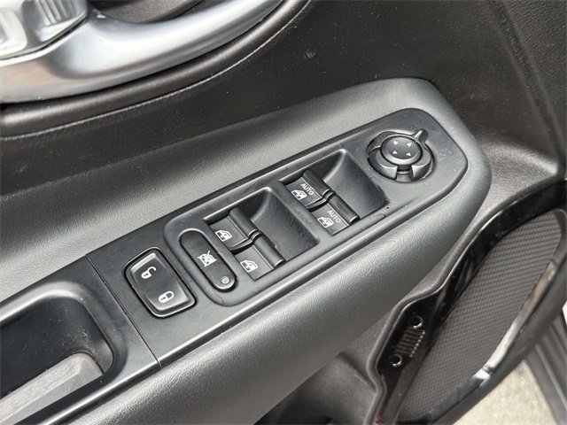 2017 Jeep Renegade Latitude North Edition photo 26