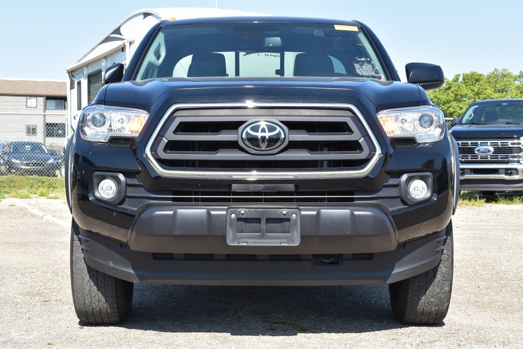 2023 Toyota Tacoma SR photo 2